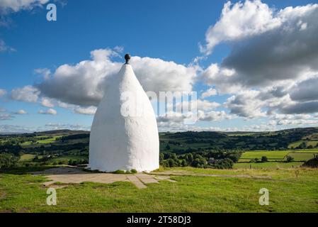 The White Nancy, a folly high in the hills above Bollington, Macclesfield, Cheshire, England. Stock Photo