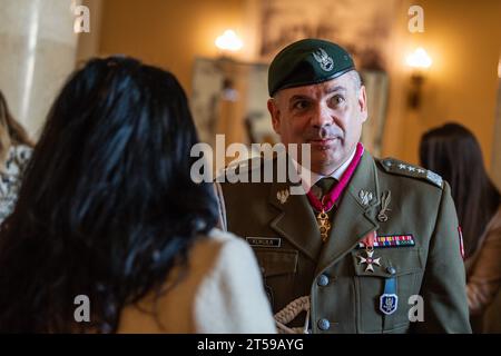 Arlington, United States Of America. 02nd Nov, 2023. Arlington, United States of America. 02 November, 2023. Chief of the General Staff of the Polish Armed Forces, Lt. Gen. Wieslaw Kukula, right, listens to the Executive Director of Army National Military Cemeteries, Karen Durham-Aguilera, left, inside the Memorial Amphitheater at Arlington National Cemetery, November 2, 2023 in Arlington, Virginia, USA. Credit: Henry Villarama/U.S. Army/Alamy Live News Stock Photo