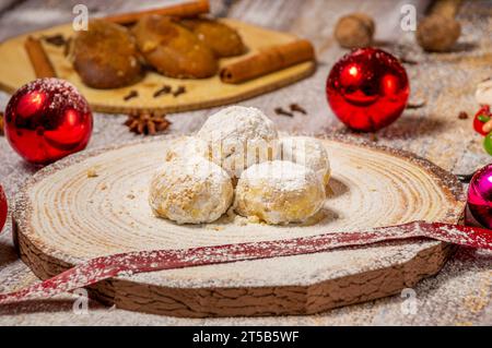 Sweet traditional greek kourabiedes for Christmas Stock Photo