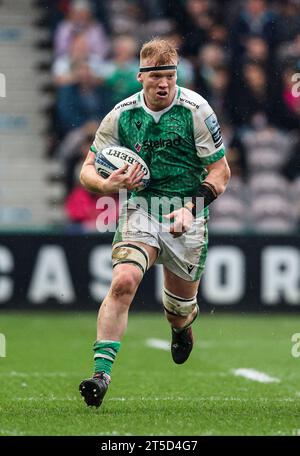 Newcastle Falcons' Sam Cross during the Gallagher Premiership match at ...