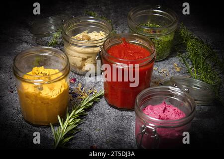 Préparation de plats végétariens, dressage, Stock Photo