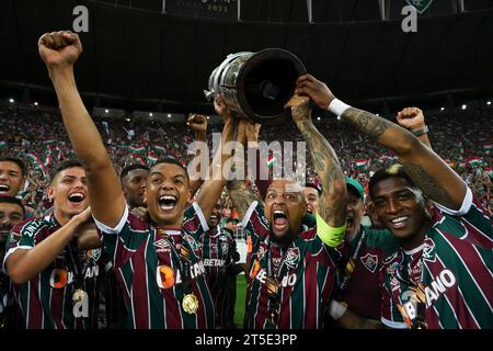 Botafogo's squad celebration after winning the Taça Rio (a tournament  for the 5th to 8th positions of the Rio de Janeiro state championship) :  r/soccer