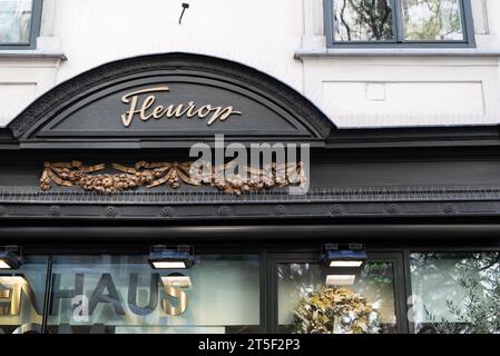 Vienna, Austria 29 AUgust 2023. cute flower shop in the city centre of vienna Stock Photo