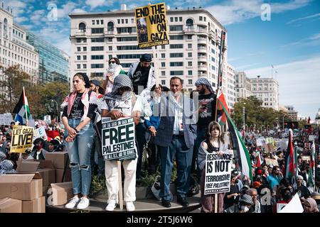 Washington, United States. 04th Nov, 2023. Protesters gather while holding placards during the pro-Palestinian demonstration at Freedom Plaza in Washington, DC The protesters are calling for an immediate ceasefire in Gaza, where thousands have been killed by Israeli airstrikes since the October 7 Hamas terror attacks. Credit: SOPA Images Limited/Alamy Live News Stock Photo