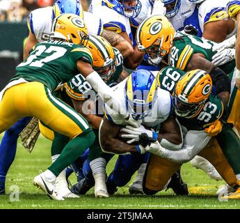 Los Angeles Rams running back John Kelly runs a drill during NFL ...