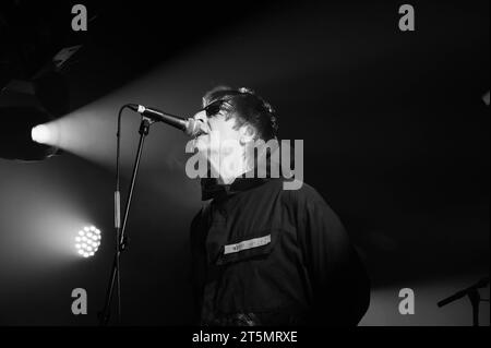 Photographs of Definitely Mightbe performing at Clyde Rooms Edmiston House Glasgow on the 3rd November 2023 Stock Photo