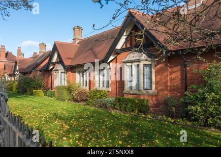 The Bournville Almshouses in Bournville, Birmingham were built by Richard Cadbury in 1898 for the benefit of Cadbury workers Stock Photo