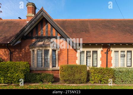 The Bournville Almshouses in Bournville, Birmingham were built by Richard Cadbury in 1898 for the benefit of Cadbury workers Stock Photo