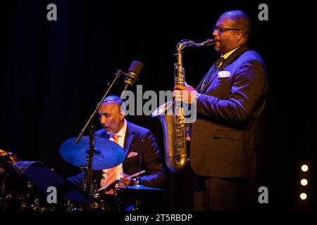 Oslo, Norway. 05th, November 2023. Ron Carter - Foursight Quartet perform a live concert at Cosmopolite in Oslo. Here saxophonist Jimmy Greene is seen live on stage. (Photo credit: Gonzales Photo - Tord Litleskare). Stock Photo