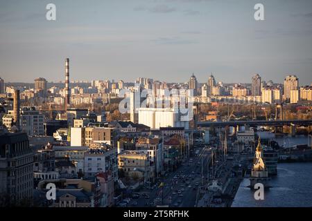 Kyiv, Ukraine. 05th Nov, 2023. View of central Kyiv at sunset. (Photo by Oleksii Chumachenko/SOPA Images/Sipa USA) Credit: Sipa USA/Alamy Live News Stock Photo