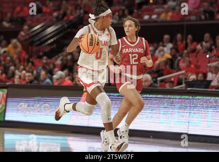 College Park, USA. 06th Nov, 2023. COLLEGE PARK, MD - NOVEMBER 06: Maryland Terrapins guard Shyanne Sellers (0) runs past Harvard Crimson guard Karlee White (12) during a women's college basketball game between the Maryland Terrapins and the Harvard Crimson on November 06, 2023, at Xfinity Center, in College Park, Maryland. (Photo by Tony Quinn/SipaUSA) Credit: Sipa USA/Alamy Live News Stock Photo