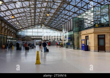 Aberdeen railway station.  Built and opened in 1867, though extensively redeveloped since then.  Category A listed building.  Aberdeen, Scotland, UK Stock Photo