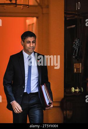 London, UK. 07th Nov, 2023. Rishi Sunak, British Prime Minister, exits 10 Downing Street to go to the Houses of Parliament for the State Opening today. Credit: Imageplotter/Alamy Live News Stock Photo