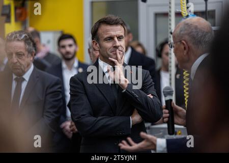 Boulazac, France. 07th Nov, 2023. French President Emmanuel Macron visits the national stamp printing house Philaposte in Boulazac, southwestern France on November 7, 2023, prior to the unveiling ceremony of the new face of Marianne, the national personification of the French Republic, which will be depicted on French La Poste stamps. Photo by Stephane Duprat/Pool/ABACAPRESS.COM Credit: Abaca Press/Alamy Live News Stock Photo