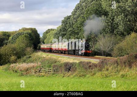 2999 Lady of Legend passes Kinchley lane on 6.10.23. GCR Stock Photo