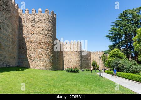 Medieval city walls (Muralla de Ávila), Ávila, Castile and León, Kingdom of Spain Stock Photo