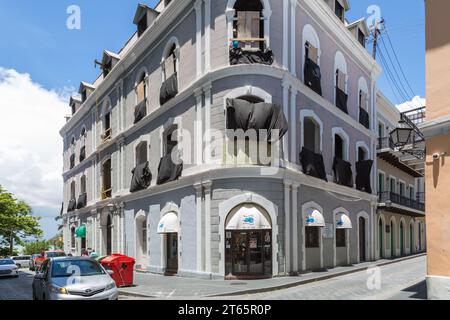 Reconstruction of second and third floors of commercial building at 156 C. de la Fortaleza Street in Old San Juan, Puerto Rico Stock Photo