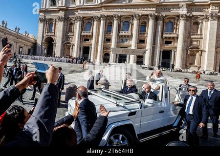 Vatican City, Vatican City. 08th Nov, 2023. Pope Francis waves to the faithful as he leaves at the end of his weekly general audience in St. PeterÕs Square at the Vatican, November 8, 2023. Credit: Riccardo De Luca - Update Images/Alamy Live News Stock Photo