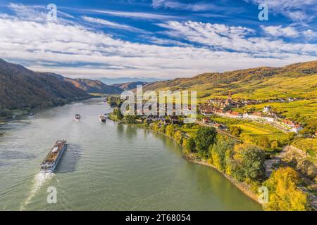 Autumn panorama of Wachau valley (Unesco world heritage site) with ships on Danube river near the Weissenkirchen village in Lower Austria, Austria Stock Photo