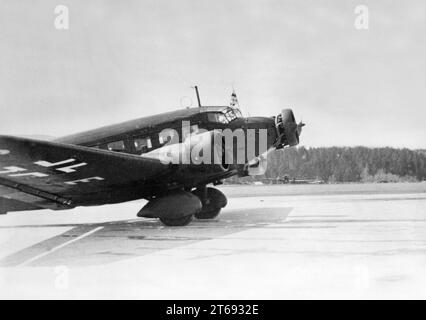 Grand Admiral Erich Raeder's Junkers 52 at the Oslo airfield. Photo: Schenck [automated translation] Stock Photo