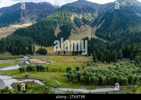 Betaab Valley or Betab Valley near Pahalgam in Jammu and Kashmir, India Stock Photo