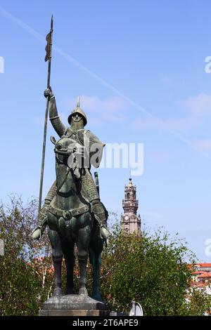 Statue of Vímara Peres (considered the first Count of Portugal), Torre dos Clérigos church tower in background, Ribeira, Porto / Oporto, Portugal Stock Photo