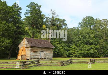 Landscape with historic barn - Shiloh National Military NP, Tennessee Stock Photo