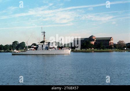 USS Affray (MSO-511) on the Potomac in 1983 Stock Photo