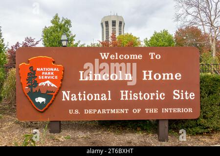 SPRINGFIELD, IL, USA - OCTOBER 18, 2023: Lincoln Home National Historic Site entrance and trademark logo. Stock Photo