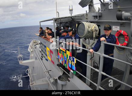 USS Bunker Hill Southern Seas 2010 operations 100304 Stock Photo