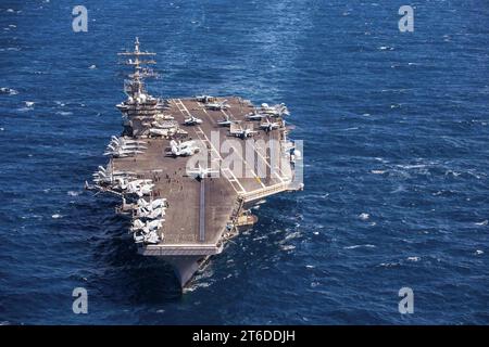 USS Dwight D. Eisenhower transits the Mediterranean Sea Stock Photo