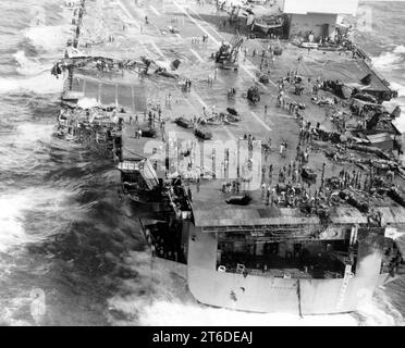 USS Enterprise (CVAN-65) 1969 fire flight deck aft Stock Photo