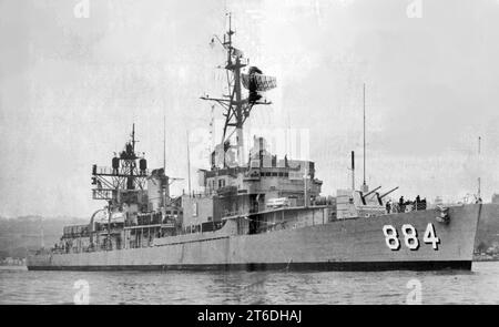 USS Floyd B. Parks (DD-884) in drydock Stock Photo - Alamy