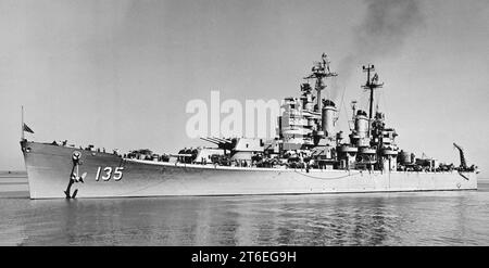 USS Los Angeles (CA-135) in the Far East, 13 October 1952 Stock Photo