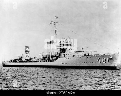 USS Maury (DD-401) as completed, in mid-1938 Stock Photo