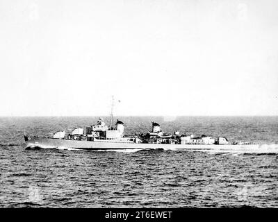 USS New (DD-818) in the Mediterranean Sea in 1946 Stock Photo