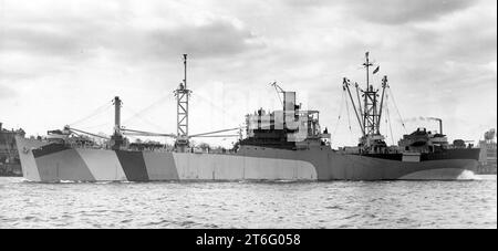 USS Torrance (AKA-76) at New York City (USA), 23 November 1944 (BS 78526) Stock Photo