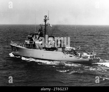 USS Vigor (MSO 473) Stock Photo