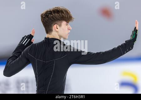 Chongqing. 10th Nov, 2023. Mikhail Shaidorov of Kazakhstan performs ...