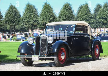Schwetzingen, Baden-Wuerttemberg, Germany, Concours d'Elegance in the park of the castle, DKW F5-700, year 1938, 20hp, 700cc, cabriolet Stock Photo