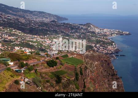 View of the cliffs, Cabo Girao, Camara de Lobos, south coast, Madeira, Portuga from the glass-bottom skywalk viewing platform Stock Photo