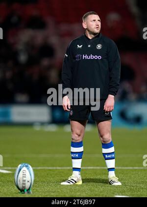 Finn Russell of Bath Rugby warming up taking spot kicks before the ...