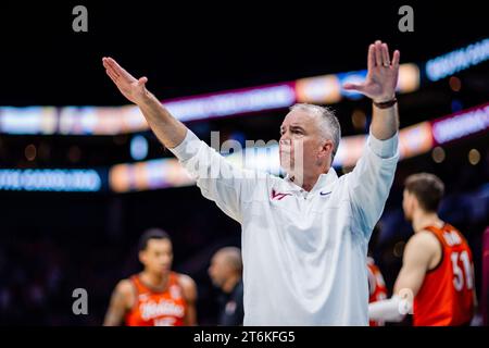 November 10, 2023: Virginia Tech Hokies head coach Mike Young signals for a foul against the South Carolina Gamecocks during the second half of the ''He Gets Us'' Hall of Fame Series 2023 matchup at Spectrum Center in Charlotte, NC. (Scott Kinser/CSM) Stock Photo