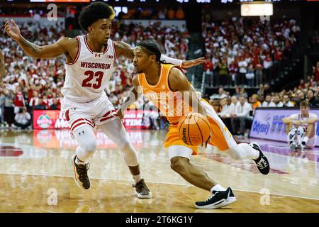 November 10, 2023: Tennessee Volunteers guard Zakai Zeigler (5) drives to the basket as Wisconsin Badgers guard Chucky Hepburn (23) defends during the NCAA basketball game between the Tennessee Volunteers and the Wisconsin Badgers at the Kohl Center in Madison, WI. Darren Lee/CSM (Credit Image: © Darren Lee/Cal Sport Media) Stock Photo