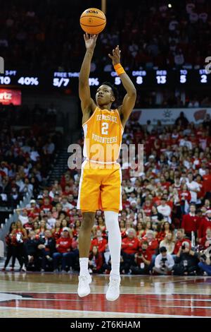 November 10, 2023: Tennessee Volunteers guard Jordan Gainey (2) takes a 3 point shot during the NCAA basketball game between the Tennessee Volunteers and the Wisconsin Badgers at the Kohl Center in Madison, WI. Darren Lee/CSM Stock Photo