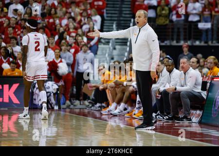 November 10, 2023: Tennessee Volunteers head coach Rick Barnes during the NCAA basketball game between the Tennessee Volunteers and the Wisconsin Badgers at the Kohl Center in Madison, WI. Darren Lee/CSM Stock Photo