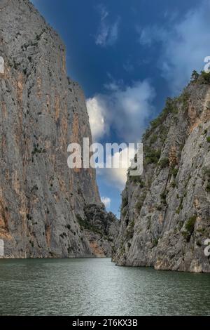 Vezirkopru canyon. Touristic canyon located on the Kızılırmak river. Also known as Sahinkaya Canyon Stock Photo
