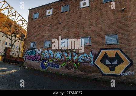 Wolverhampton, UK. 11th Nov 2023. 11th November 2023;  Molineux Stadium, Wolverhampton, West Midlands, England; Premier League Football, Wolverhampton Wanderers versus Tottenham Hotspur; Graffiti outside Molyneux Credit: Action Plus Sports Images/Alamy Live News Stock Photo