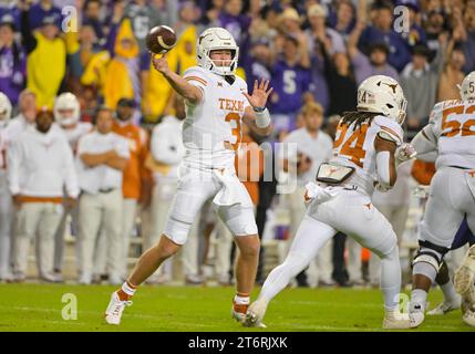 Texas quarterback Quinn Ewers throws a pass during the second half ...