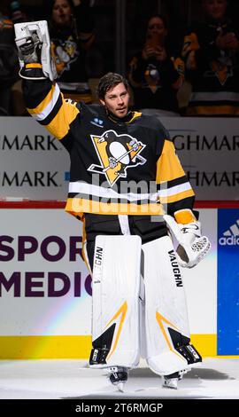 Pittsburgh Penguins Goaltender Tristan Jarry (35) Plays Against The ...